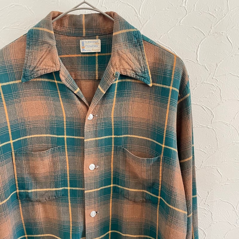 60s Penneys Towncraft Ombre Checked Open Collar 60s Penneys Towncraft Ombre Checked Open Collar