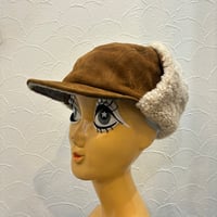 MISTRAL Suede Boa Design Cap