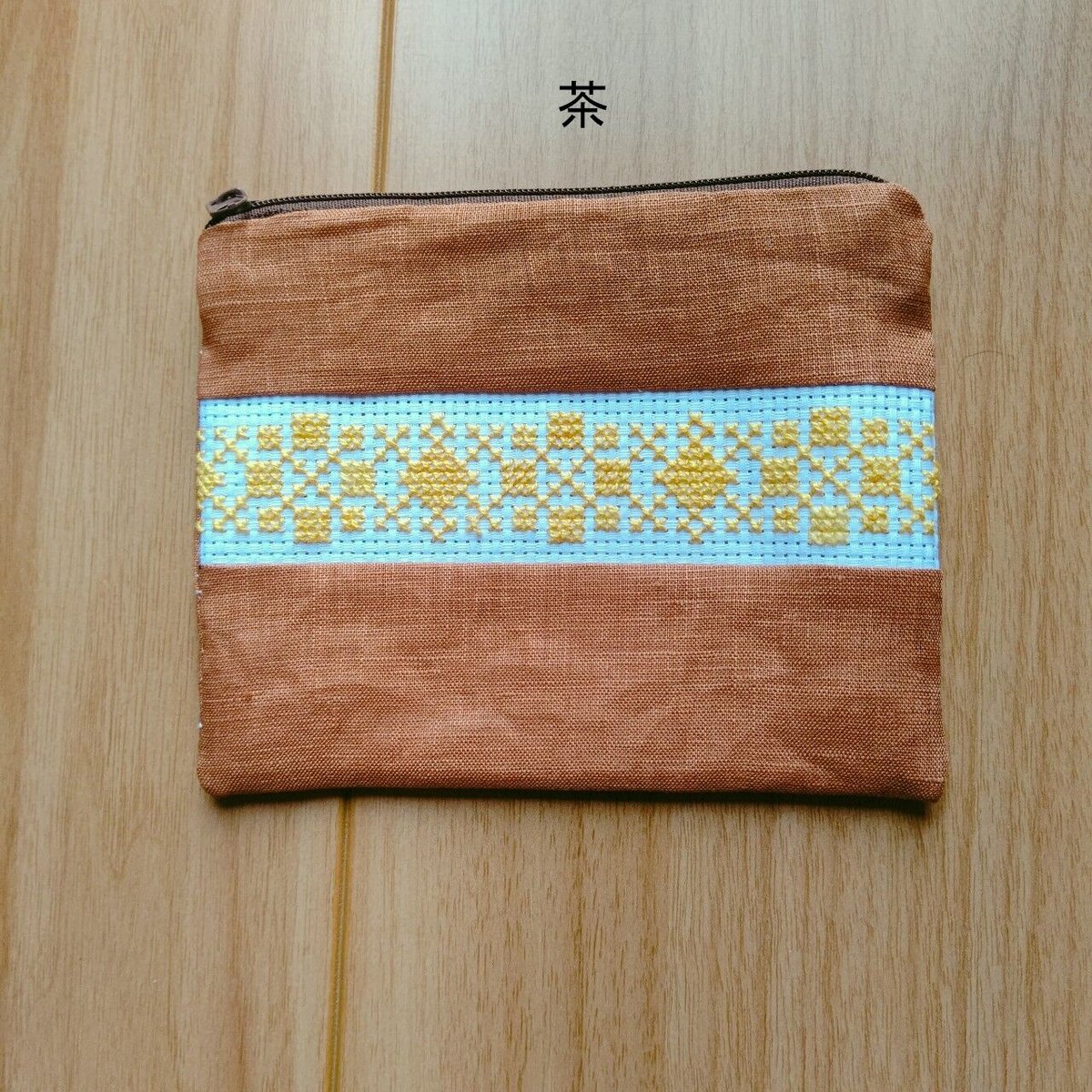 クロスステッチポーチ（幾何学模様A） | handmadebian's STORE