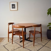 Hans J.Wegner “heart tripod chair”Model FH4103 /  Fritz Hansen.  1952