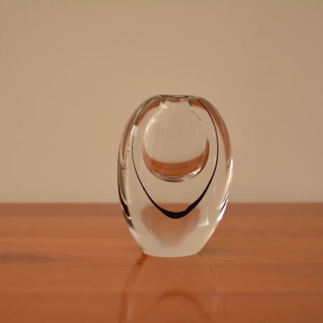 'Contour'  Crystal Glass Vase /  Vicke Lindstrand for Kosta Boda (1950)