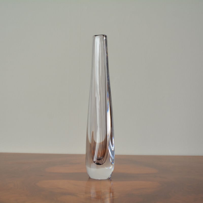 KOSTA BODA ビンテージ花瓶 Kosta Boda | コスタボダ からのOrchid 花瓶 280 mm - NordicNest.jp