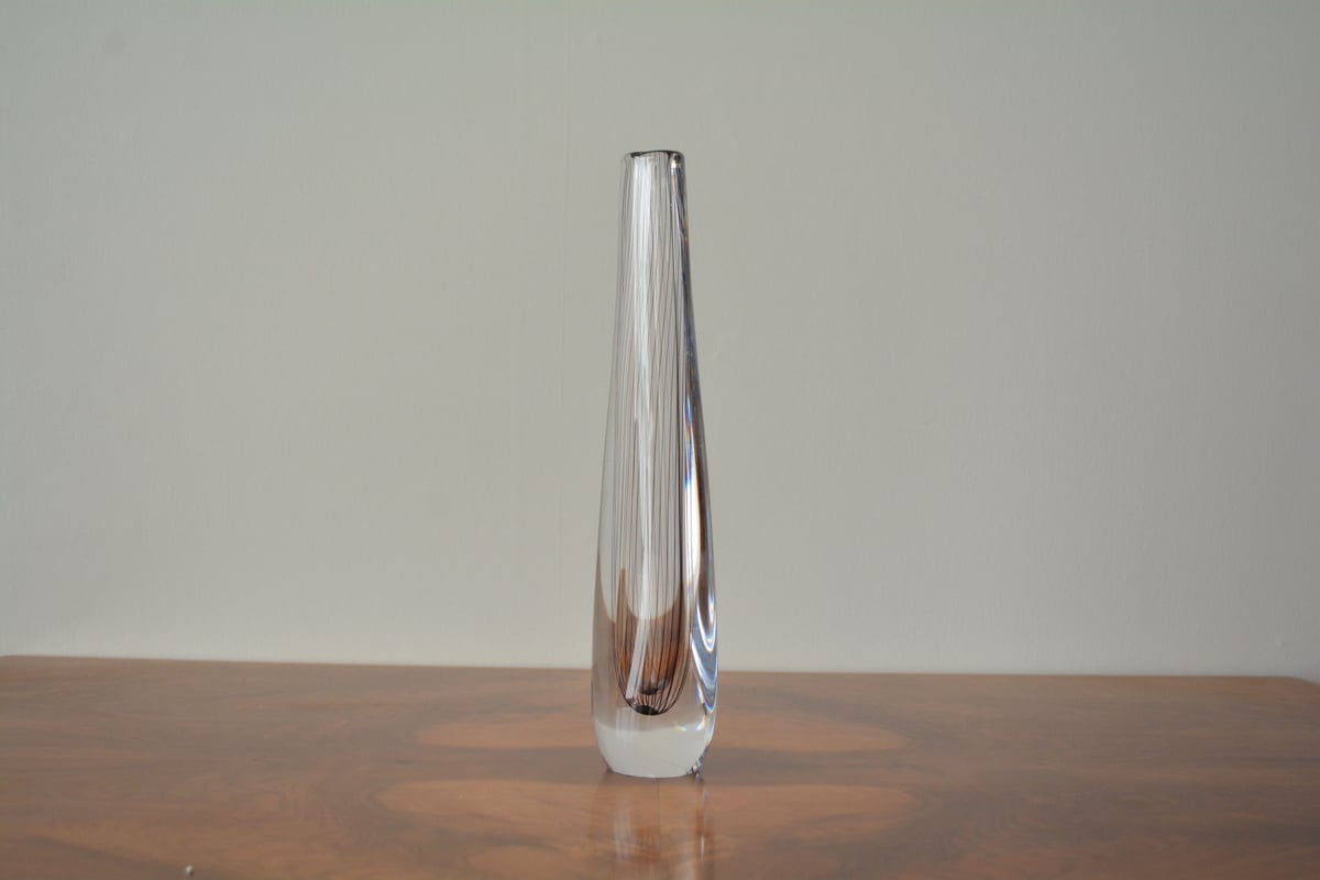 Kosta Boda Long vase with purple strips / Vicke