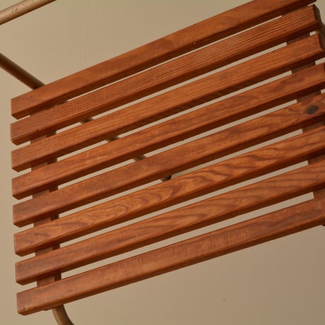 Les Arcs Luggage rack / Charlotte Perriand (1968)