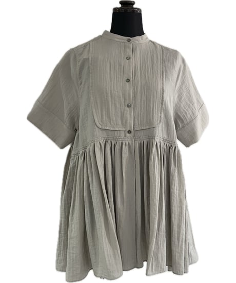 (MARILYN MOON)ノーカラーブラウス/4262-166(¥26400)