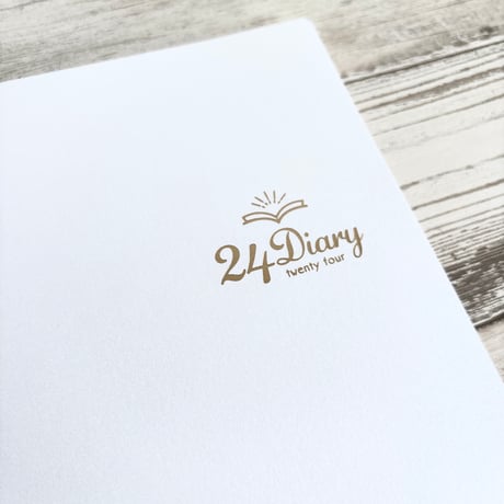 24Diary  パールホワイト（１冊３ヶ月・日付曜日フリー）「未来は、ここから始まる。」