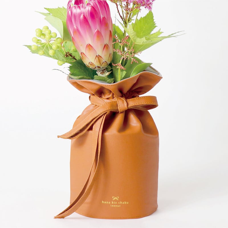 hana kin chaku(花器)| M size | PU Leather | memo hana kin chaku(花器)| M size | PU Leather | memo
