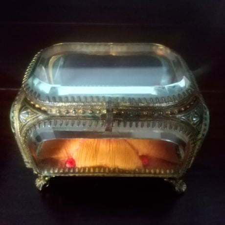 アンティークジュエリーボックス | STORES