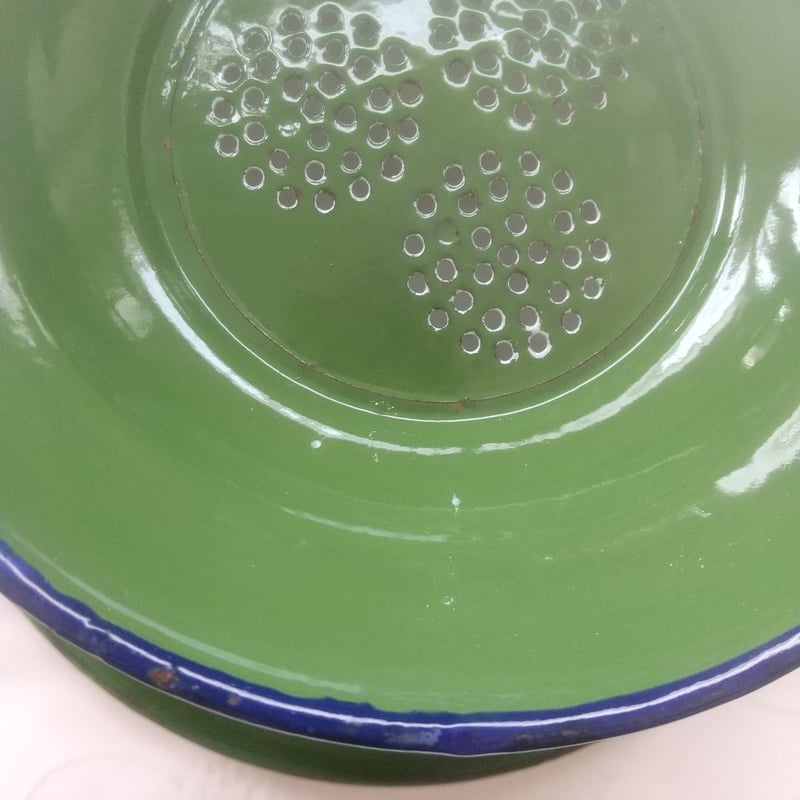 イギリスアンティーク イエローにグリーン コランダー 2025年最新】古いコランダーの人気アイテム - メルカリ