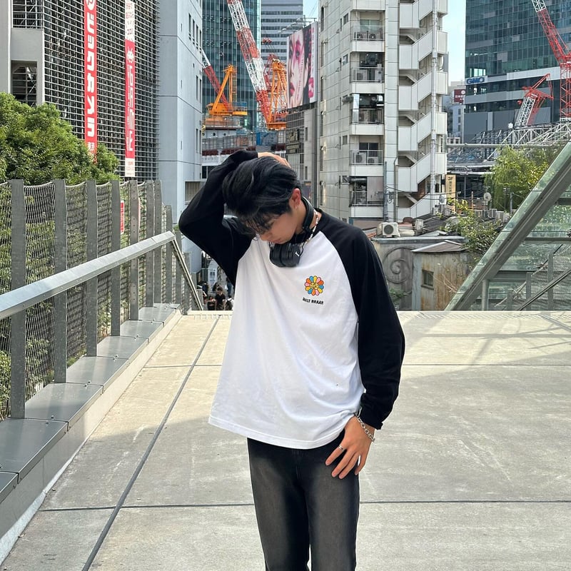 【minami Anderson】DOUBLEFACE-ロンTEE minami Anderson】DOUBLEFACE-ロンTEE T-Shirts – minami Anderson