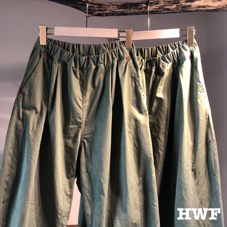 cottonポプリンタックパンツ (right khaki)