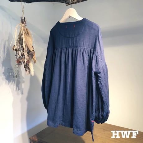 インディゴ染cottonヘリンボーンギャザースリーブプルオーバー (indigo)