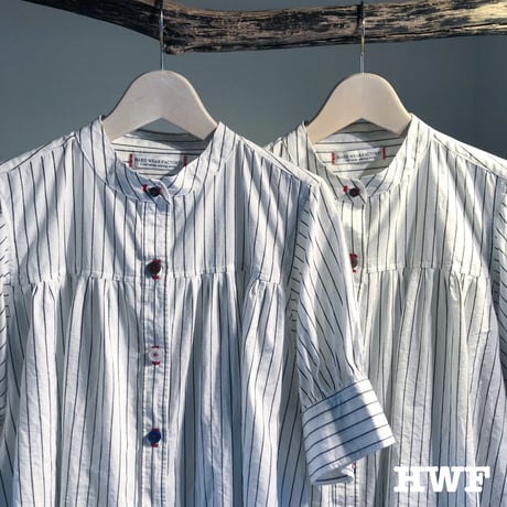 cotton × hempピンストライプギャザー5分袖シャツ (white × black)
