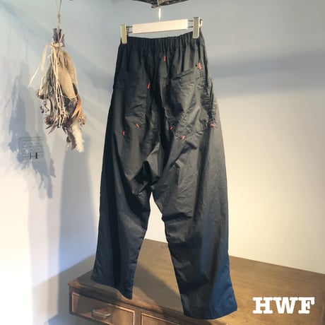 ライトcottonタイプライタークロスタックテーパードパンツ (black)
