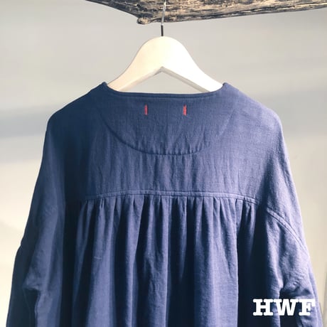 インディゴ染cottonヘリンボーンギャザースリーブプルオーバー (indigo)