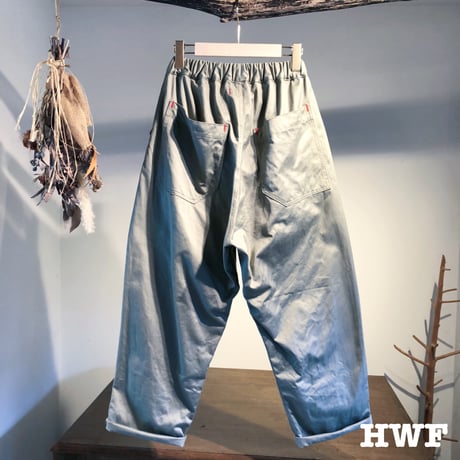 cottonサテンリラックスパンツ (grayish khaki)