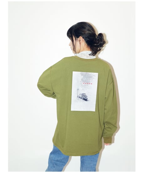 ILLUST LONG TEE 【KHAKI】