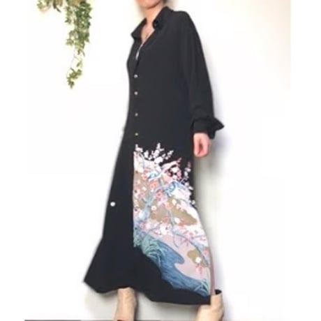 留袖リメイクワンピース❣️鶴金駒 留袖リメイクワンピース❣️着やすい前開き 鶴 金駒 4L 着丈117