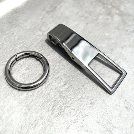 Oversize Zip Keyring