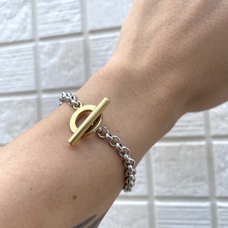Mantel Bracelet