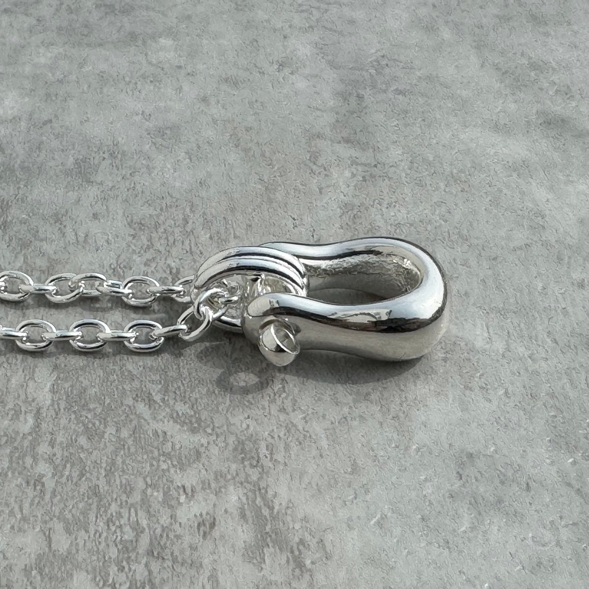 Silver925PLATED Shackle Necklace | 1ROOM TOKYO