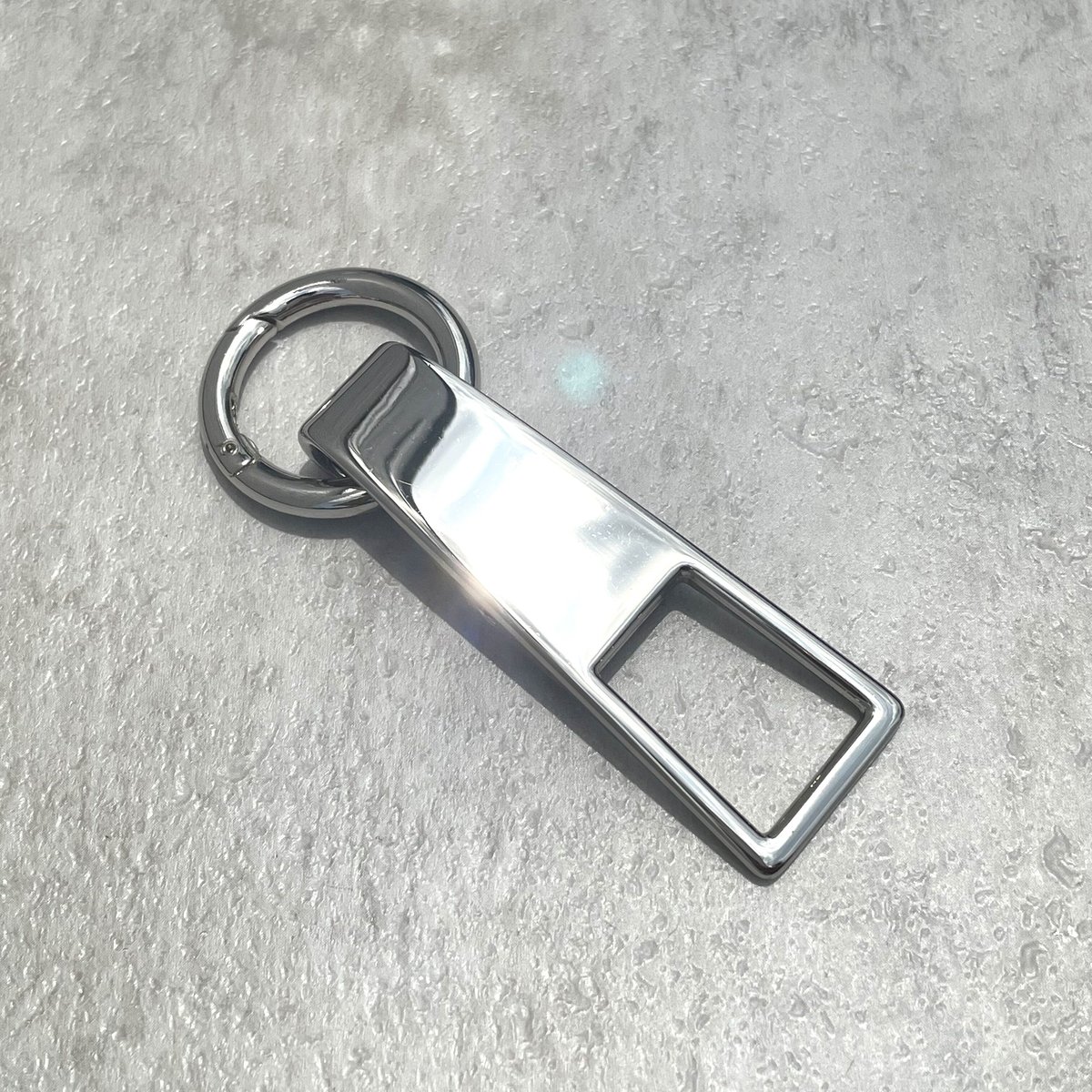 Oversize Zip Keyring | 1ROOM TOKYO Oversize Zip Keyring | 1ROOM TOKYO