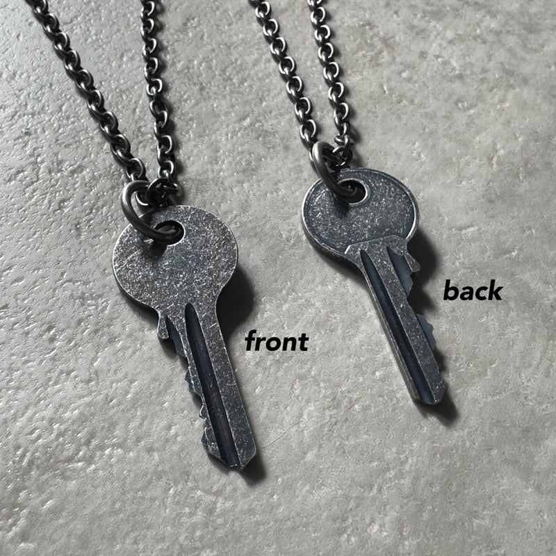 Aged Reversible Key Necklace | 1ROOM TOKYO