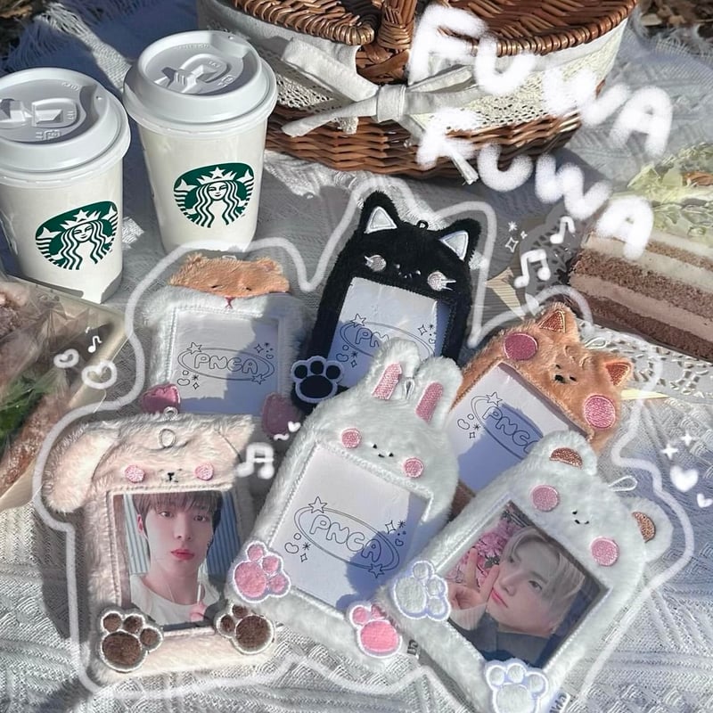 PNCAふわふわトレカホルダーくろねこ | 日本最大級の推し活