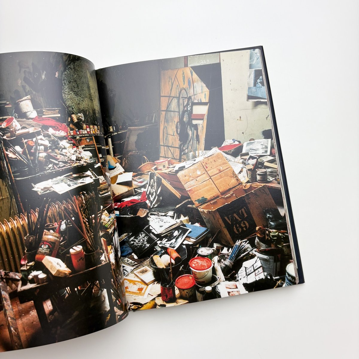 7 Reece Mews: Francis Bacon's Studio | 玄玄書林 7 Reece Mews: Francis Bacon's Studio | 玄玄書林