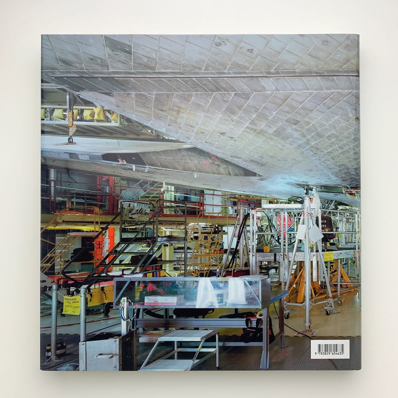 THOMAS STRUTH: Fotografien 1978-2010 | 玄玄書林 THOMAS STRUTH: Fotografien 1978-2010 | 玄玄書林
