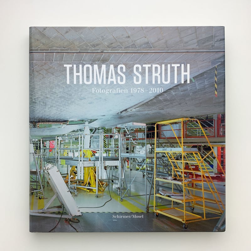 THOMAS STRUTH: Fotografien 1978-2010 | 玄玄書林 THOMAS STRUTH: Fotografien 1978-2010 | 玄玄書林