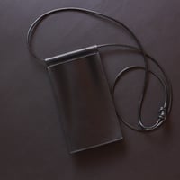 本革スマホショルダー(名入れ無料)