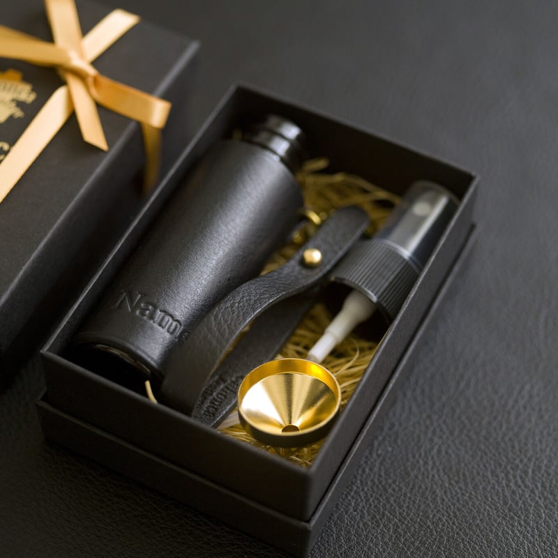 本革スプレーボトルカバー（名入れ無料） | Cahonca Leather