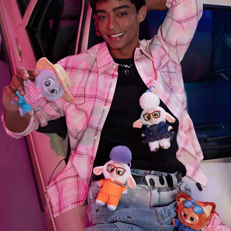 【最新☆正規品】ゾウフィニック　ズートピア　ぬいぐるみ　40cm　上海ディズニー 最新☆正規品】ゾウフィニック ズートピア ぬいぐるみ 40cm 上海