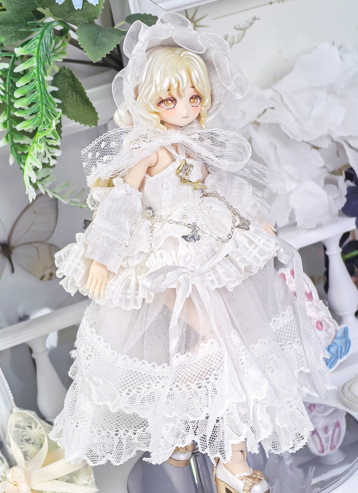現品販売】幾何造物 「純白の花嫁」小型ドール向け ドール用の服 4点