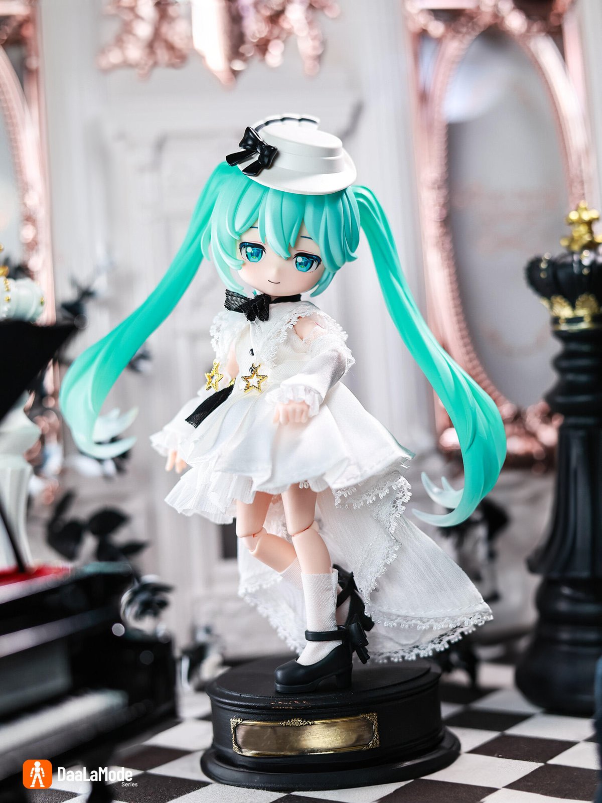 予約販売：2026年4月～5月頃 お届け予定】BLOKEES x 初音ミク「綺麗な