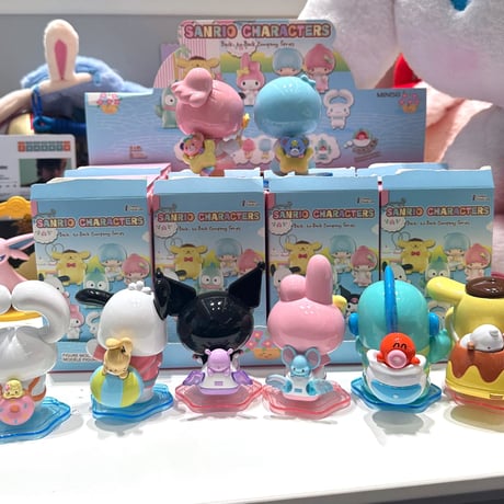 【予約販売：4月中  お届け予定】MINISO x サンリオ(SANRIO)「サンリオキャラクターズ:背中の仲良し」シリーズ