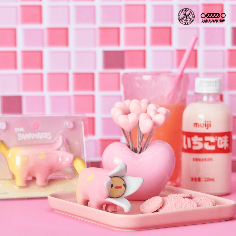 予約販売：12月中 お届け予定】OFFART X Kamanwillam「ミニバナナ犬