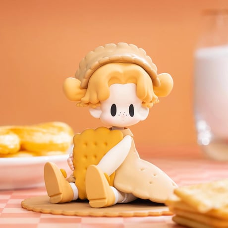 【予約販売：8月中旬～8月下旬 お届け予定】<並行輸入正規商品>52TOYS x UKI‘s Doll 「お菓子少女 Sweet Girl 」シリーズ