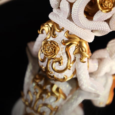 【予約販売：2025年6月中 お届け予定】Good Night Series-Snake & Flowers-Gold 「蛇と花：金」【コレクションフィギュア】