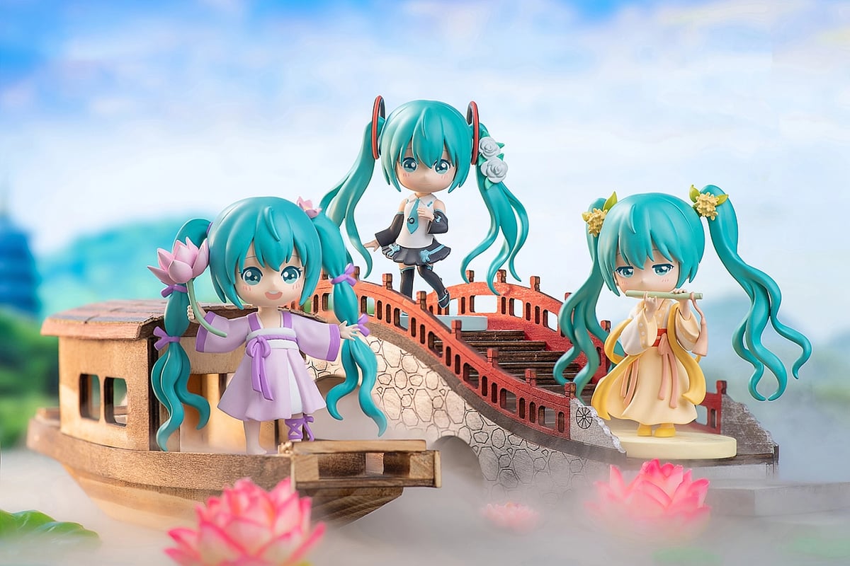 予約販売：11月中旬～11月下旬 お届け予定】GOLDLOK 初音ミク 「曲雲裳