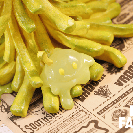 【予約販売：2026年5月 お届け予定】WEARTDOING Sleeping Beauty-Fries Fairies-Classic Ketchup「ポテトの妖精：ワサビ」