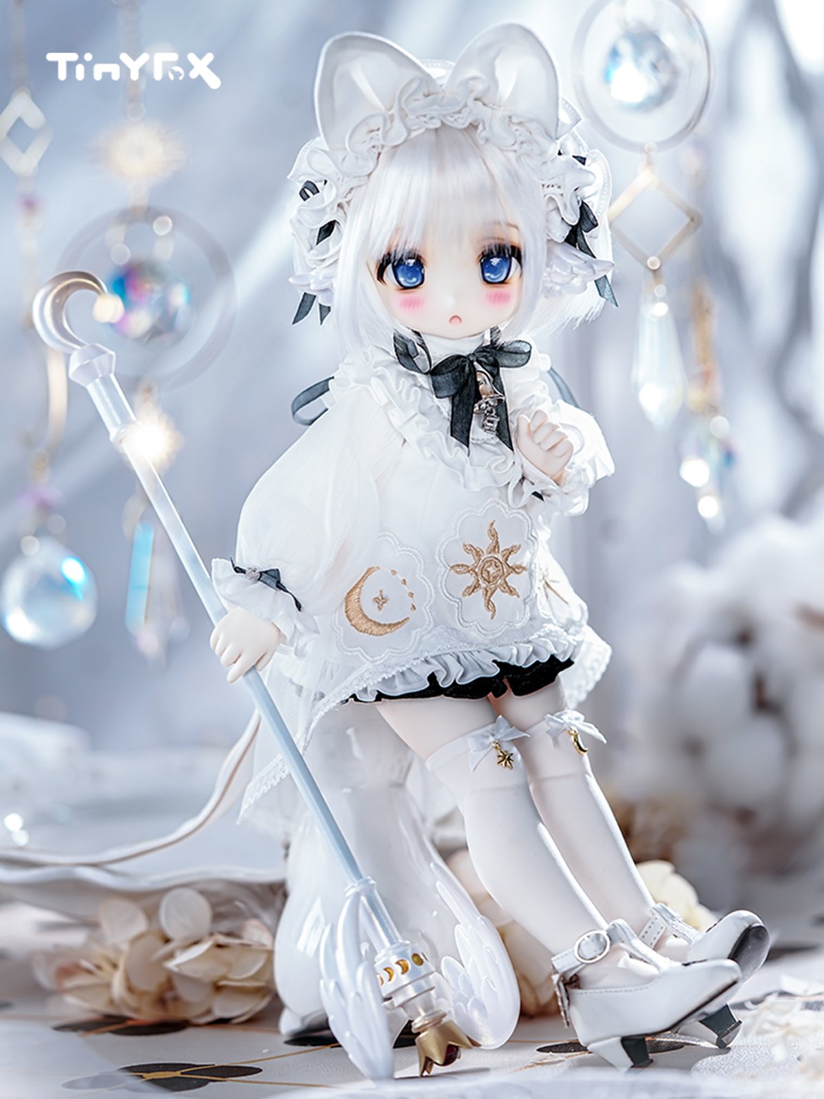 ArtDollForestアートドール、ブーゲンビリア蓄光ハンドメイドぬいぐるみ ArtDollForestアートドール、ブーゲンビリア蓄光ハンドメイド