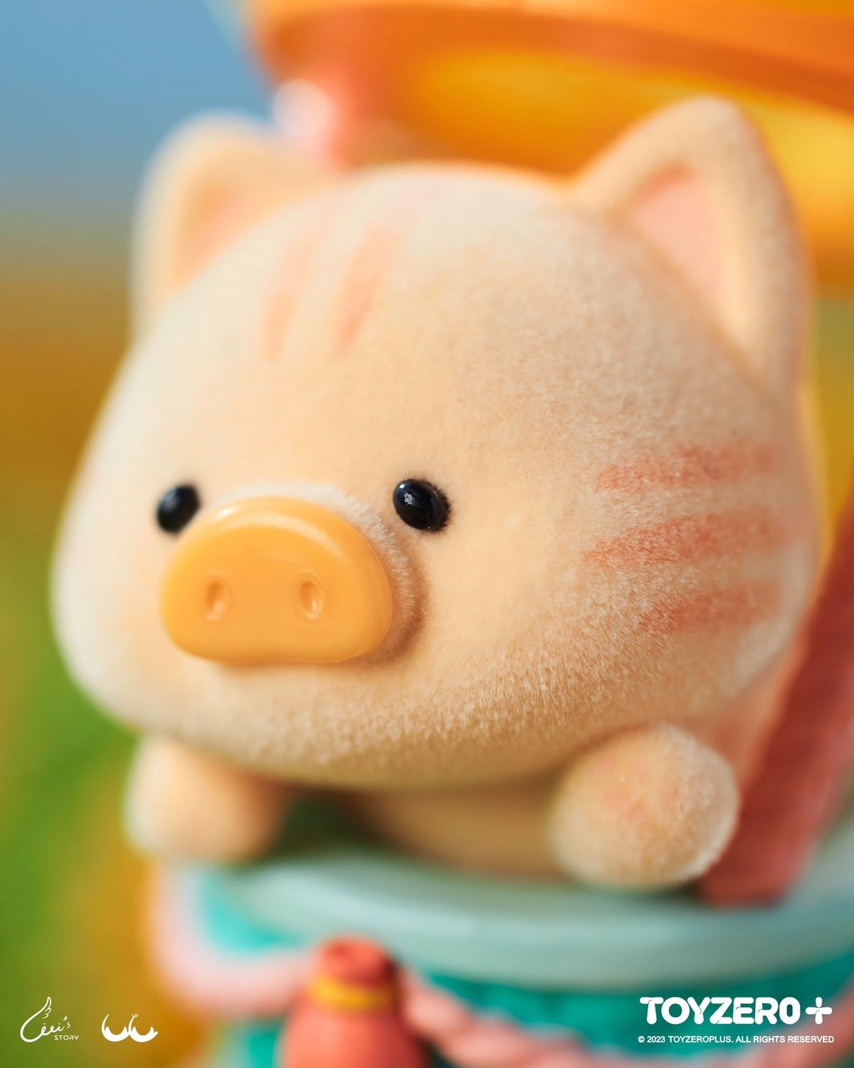 豚のフィギュア クリーム色 約15cm 豚のフィギュア クリーム色 約15cm