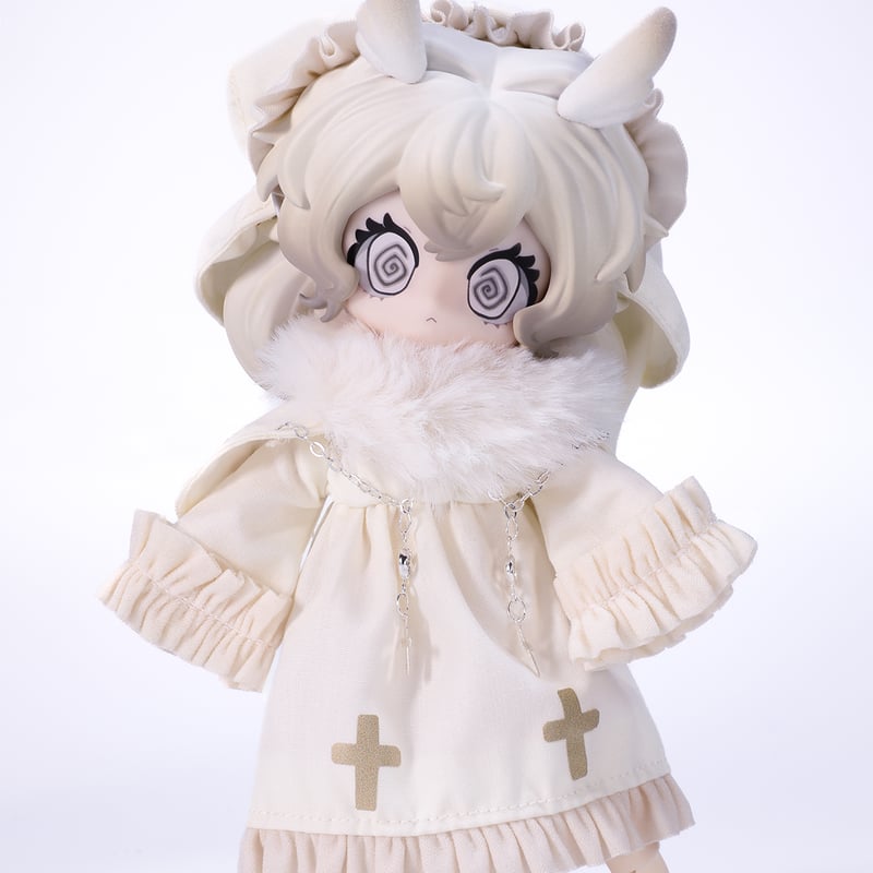 フライページです 7cmドールサイズの、お洋服 セリア7cmドールちゃんにお洋服を作りました。まだまだ全然納得いく