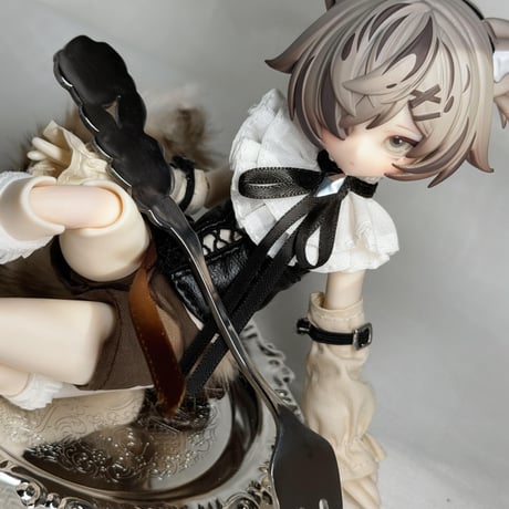 【予約販売｜2026年8月頃 お届け予定】不可食用人形（Inedible Doll）「ニャニャニャ次元：キジトラ猫バリスタ」1/8スケールドール対応衣装7点セット