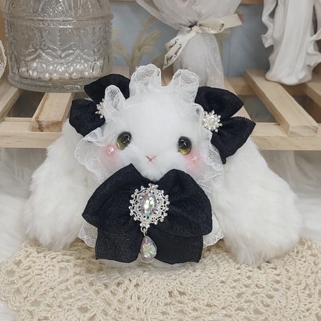 【予約販売：6月下旬～7月下旬  お届け予定】BearStar ロリータファッション 垂れ耳(たれみみ) うさぎ 11cm ぬいぐるみ ペンダント【宝石の兎】（全4色、お選び可能）