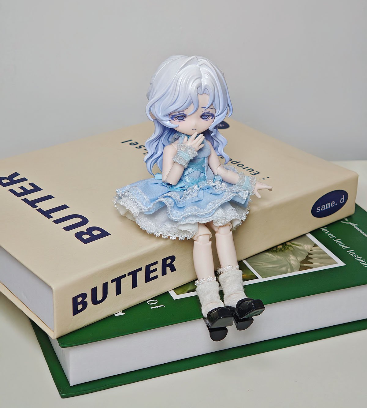 予約販売｜12月頃 お届け予定】UNNA「霧ノ島の薔薇」小型ドール向け