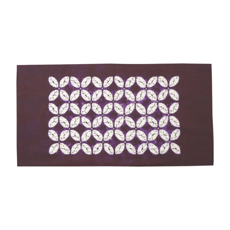 ✴️テーブルランナー　新品❣️正絹　帯　両端群鶴　中央無地　ハンドメイド ✴️テーブルランナー 新品❣️正絹 帯 両端群鶴 中央無地