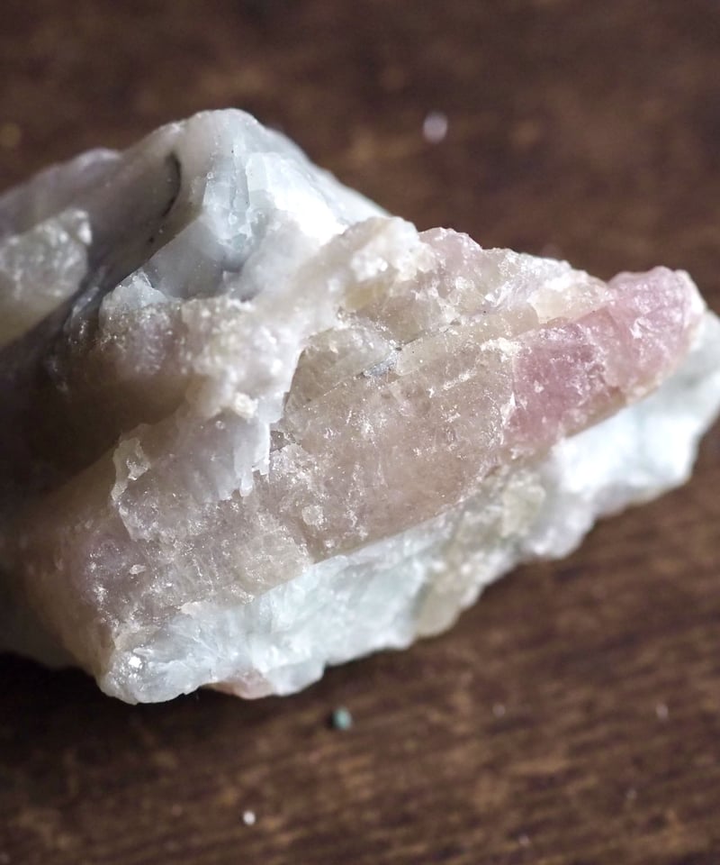 原石 ピンクトルマリン/アルバイト B | 星空旅行代理店